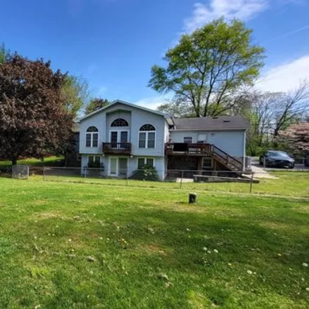 Image 2 - 816 Falling Spring Road, Stoufferstown, Guilford Township, PA 17202, USA - House for sale