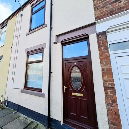 Rent this 2 bed house on Cumberland Street in Darlington, DL1 2PU