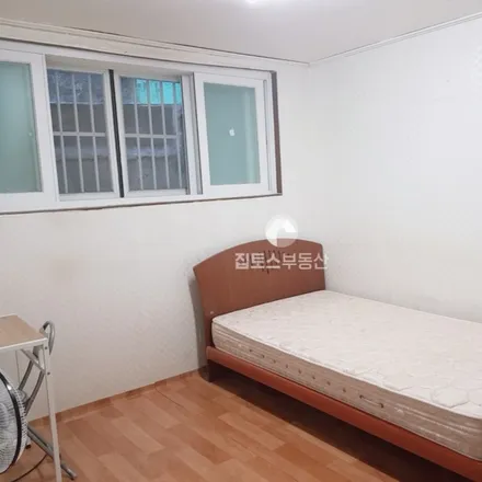 Rent this 1 bed apartment on 서울특별시 마포구 노고산동 12-155