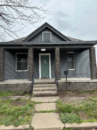 Rent this 3 bed house on 323 N. Columbia Ave.
