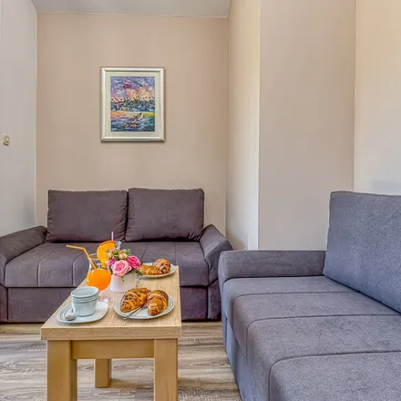 Rent this 1 bed apartment on Okrug Gornji in Put Mavarčice, 21223 Okrug Gornji