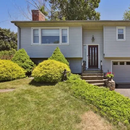 Buy this 3 bed house on 61 Mountain View Dr in Brookfield, Connecticut