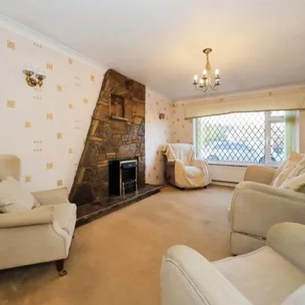 Image 2 - Clewley Drive, Wolverhampton, WV9 5LB, United Kingdom - House for sale