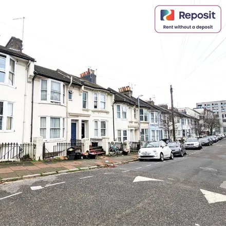 Rent this 5 bed townhouse on 35 Newmarket Road in Brighton, BN2 3QG