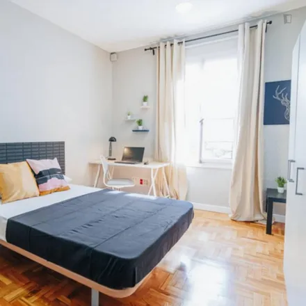 Rent this 15 bed room on Oysho in Calle de Alberto Aguilera, 70