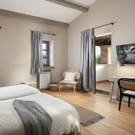 Rent this 4 bed house on 52448 Sveti Lovreč Pazenatički