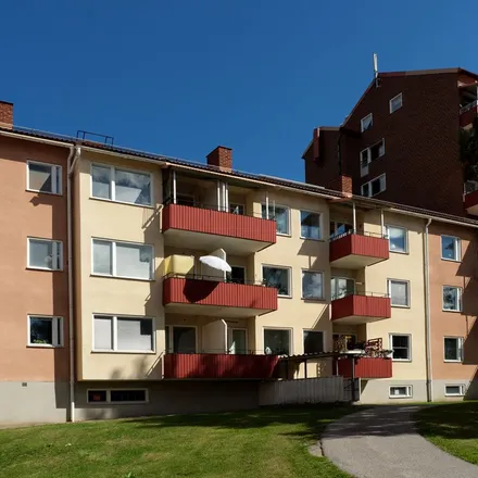 Rent this 2 bed apartment on Kristinaplan in Kaserngatan, 802 53 Gävle