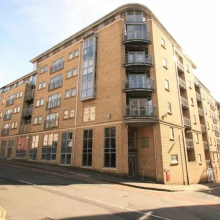 Buy this 2 bed apartment on Subway in Montague Street, Bristol