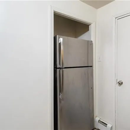 Image 4 - 1744 Givan Avenue, New York, NY 10469, USA - Apartment for rent