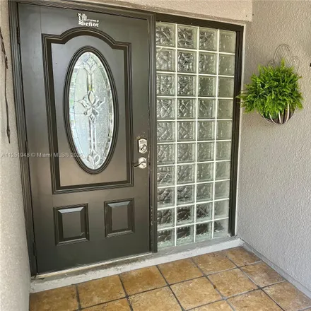Image 3 - 11316 Northwest 14th Court, Pembroke Pines, FL 33026, USA - Townhouse for sale