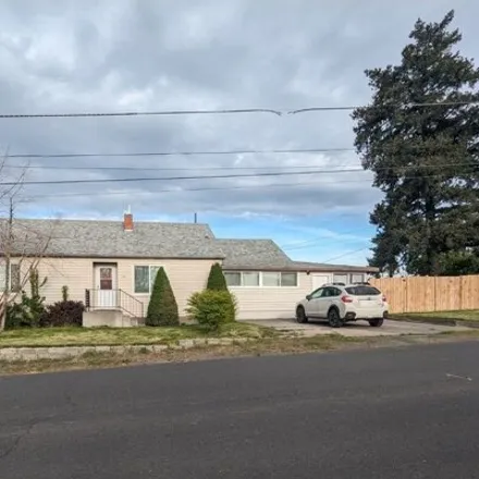 Buy this 3 bed house on 338 Northeast Elm Street in Pilot Rock, Umatilla County