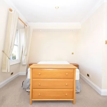 Rent this 2 bed apartment on 1 Nelson Gardens in Plymouth, PL1 5RH