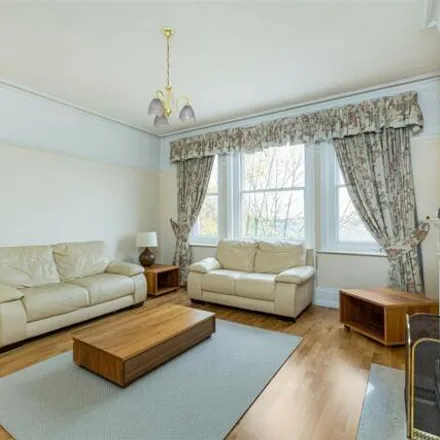 Image 5 - Castelnau Gardens, Arundel Terrace, London, SW13 8DU, United Kingdom - Apartment for sale