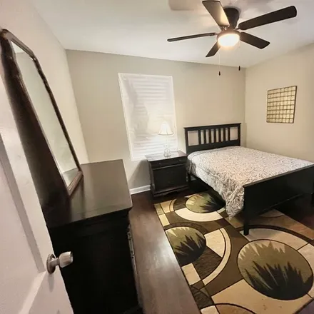 Rent this 1 bed house on 1518 Columbia Circle Room 1