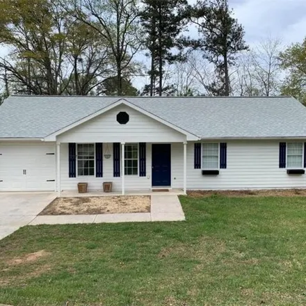 Rent this 3 bed house on 5844 South Gordon Road in Mableton, GA 30168