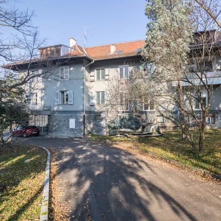 Buy this 3studio house on Ulica Ivana Gorana Kovačića 37 in 10000 City of Zagreb, Croatia