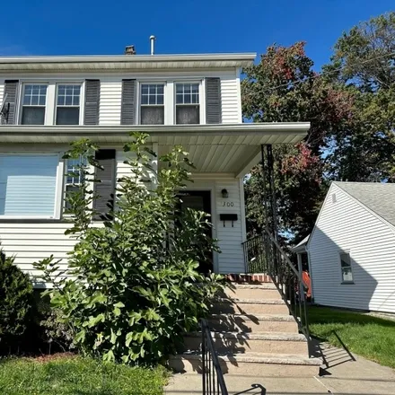 Rent this 3 bed house on 71 Elmwood Avenue in Unionburg, Union