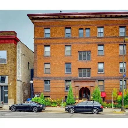 Buy this 1 bed condo on 1204 Harmon Place in Minneapolis, MN 55403