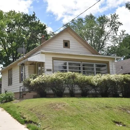 Buy this 2 bed house on 439 Lemira Avenue in Waukesha, WI 53188
