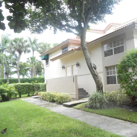 Rent this 3 bed townhouse on Via Regina in Palm Beach County, FL 33433