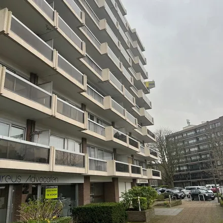 Rent this 1 bed apartment on Elisabethlaan 4 in 2600 Berchem, Belgium
