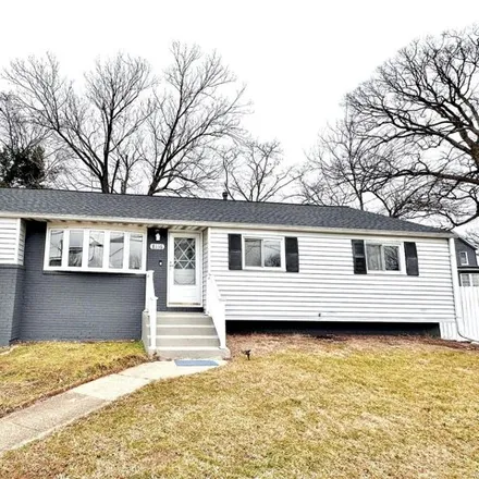 Buy this 4 bed house on 8116 Oxon Hill Road in New Glatz, Fort Washington