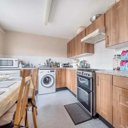 Image 2 - 4 Milner Road, Mill Meads, London, E15 3AD, United Kingdom - House for sale