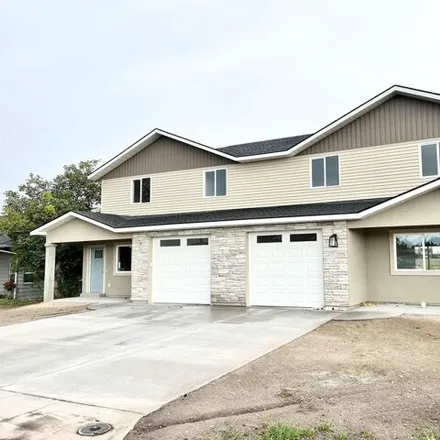 Buy this 6 bed house on 941 18th Street in Heyburn, Minidoka County