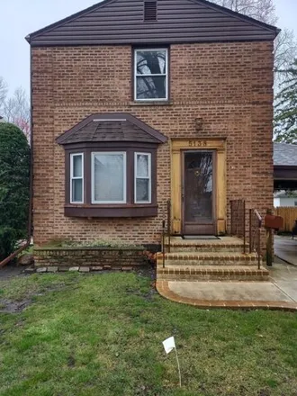 Image 1 - 5138 North Neenah Avenue, Chicago, IL 60656, USA - House for sale