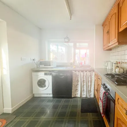 Image 9 - 7 Martin Close, Patchway, BS34 5RP, United Kingdom - Duplex for sale