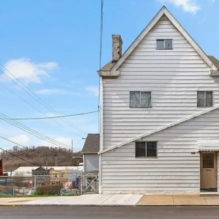 Buy this studio house on 237 7th Street in Glassport, Allegheny County