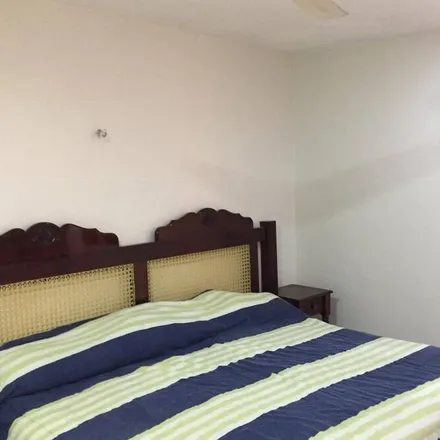 Rent this 3 bed house on Mérida