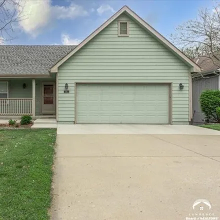 Image 1 - 702 North Michigan Street, Lawrence, KS 66044, USA - House for sale