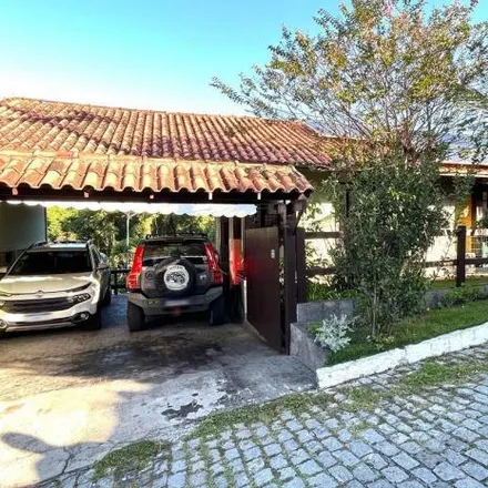 Buy this 3 bed house on Rua Cândido Portinari in Vila Progresso, Niterói - RJ
