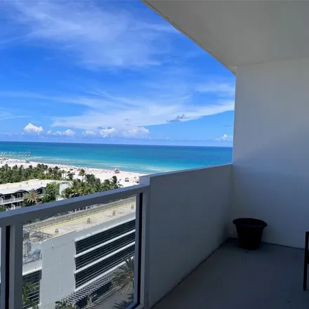 Image 1 - The Ritz-Carlton, South Beach, 1 Lincoln Road, Miami Beach, FL 33139, USA - Apartment for rent
