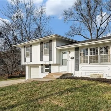 Image 2 - 12806 East 51st Street, Independence, MO 64055, USA - House for sale