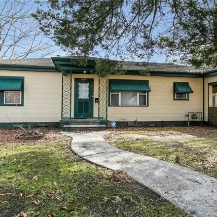 Buy this 3 bed house on 700 West 10th Street in Bogalusa, LA 70427