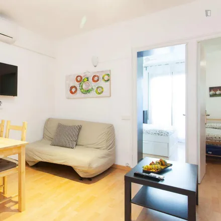 Image 3 - Avinguda de Roma, 115, 08001 Barcelona, Spain - Apartment for rent