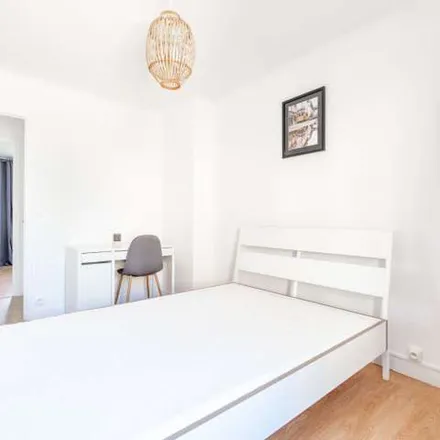 Rent this 4 bed apartment on 47 Rue cavaignac in 13003 Marseille, France