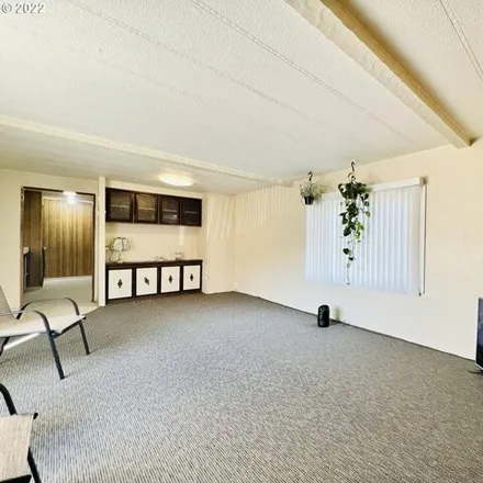 Image 9 - 1098 Ellen Court, Bunker Hill, Coos County, OR 97420, USA - Apartment for sale