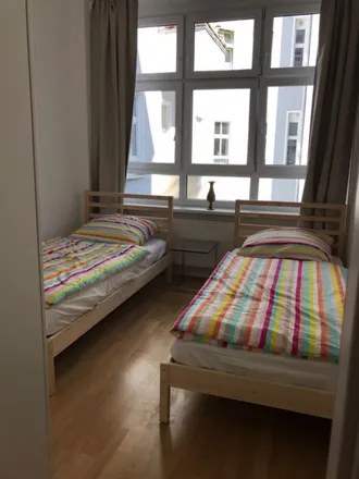 Rent this 7 bed room on Taohealth - Akademie für ganzheitliche Heilmethoden in Kolonnenstraße 29, 10829 Berlin