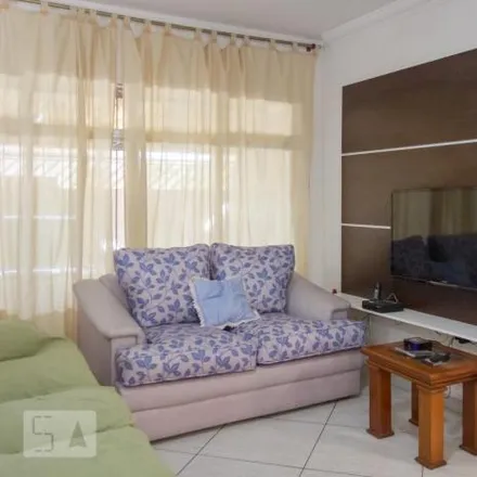 Buy this 3 bed house on Avenida Vivaldi in Rudge Ramos, São Bernardo do Campo - SP