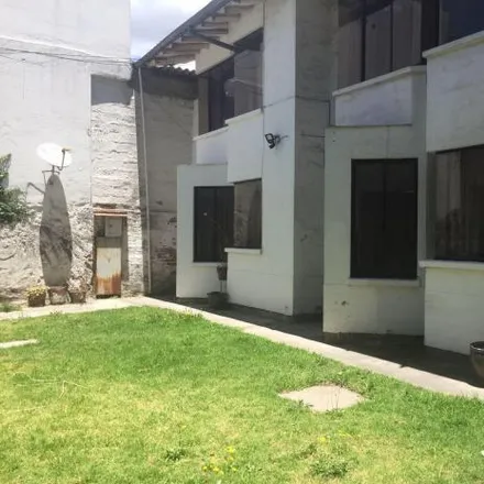 Buy this 4 bed house on El Almendro y La Cosecha in Avenida de los Shyris, 170502