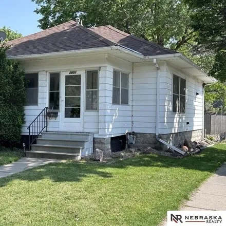 Buy this 2 bed house on South 28th Street in Lincoln, NE 68502
