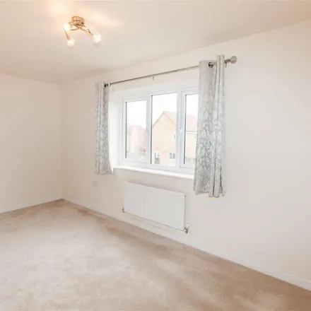 Rent this 3 bed apartment on Lawson Road in Scarcliffe, S44 6FS