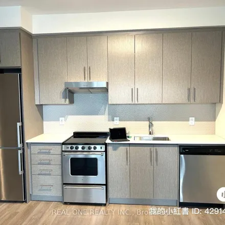 Image 3 - Kiwi Condos, 212 King William Street, Hamilton, ON L8R 3P2, Canada - Apartment for rent