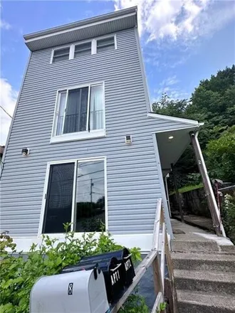 Buy this studio house on 1000 Fritz Street in Pittsburgh, PA 15203