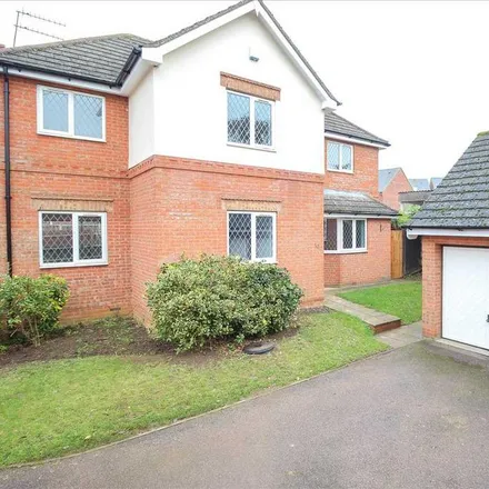 Rent this 4 bed house on Brooks Close in Burton Latimer, NN15 5PX