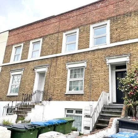 Buy this 1 bed apartment on Plumstead Common Road in Glyndon, London