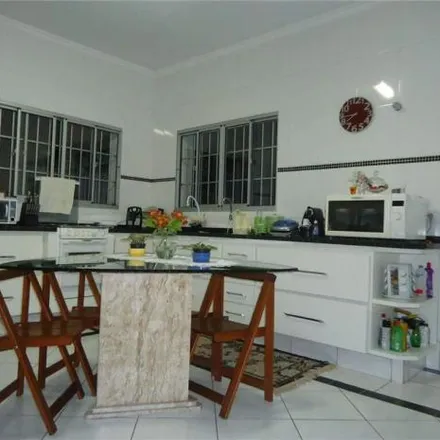 Rent this 3 bed house on Rua Baffin in Centro, São Bernardo do Campo - SP